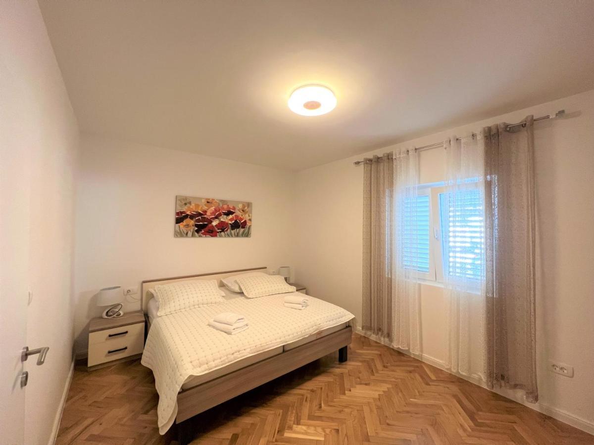 Apartment Makarska Exterior photo